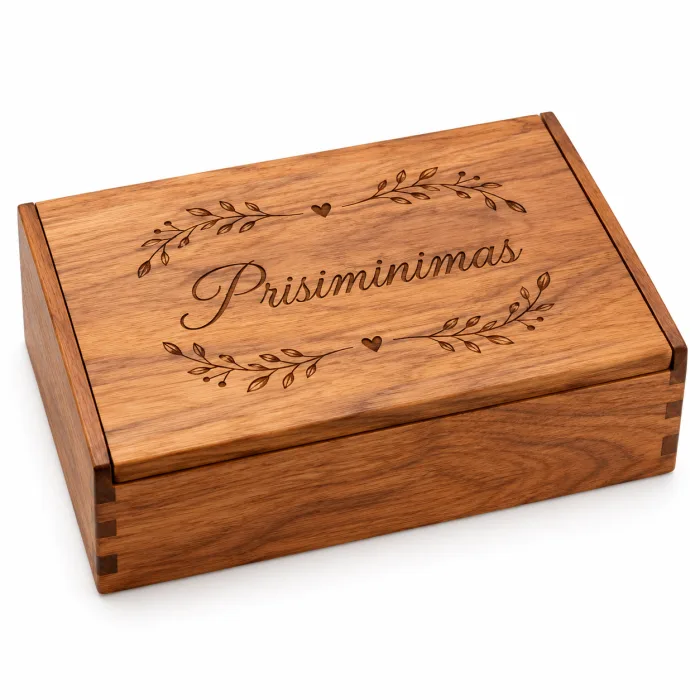 Graviruota medinė dovanų dėžutė „Prisiminimas“